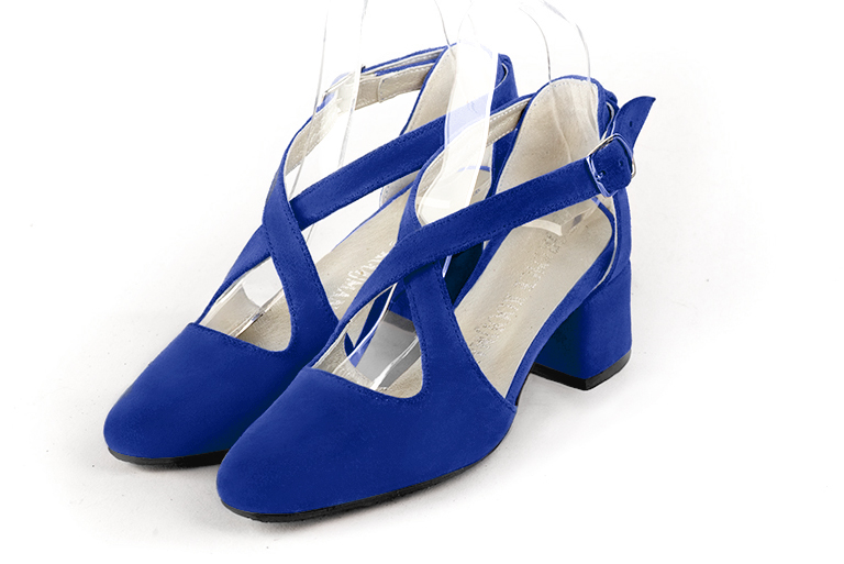 Women's electric blue elegant closed-back heels, with crossed straps. .  - Front view